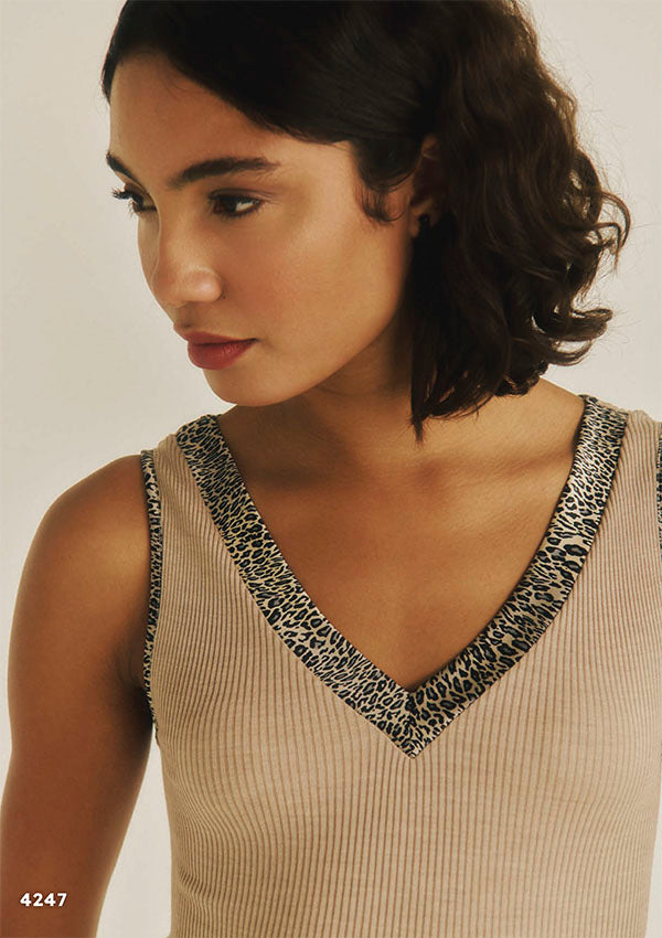 【4247】WOMAN TANK SHIRT "V" WOOL/SILK RIB SATIN TRIM【Oscalito】