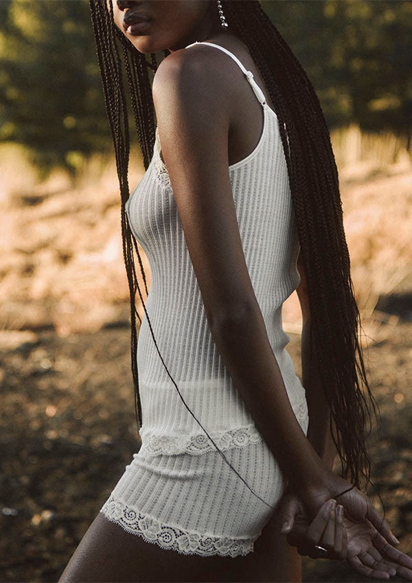 【7647】WOMAN V NECK CAMI TOP OPERATINO WOOL/SILK LEAVERS 【Oscalito】