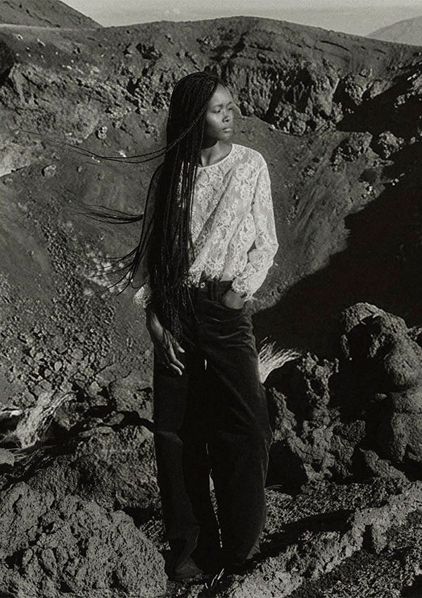 【7834】WOMAN L/SL CROPPED SHIRT ALLOVER LACE【Oscalito】